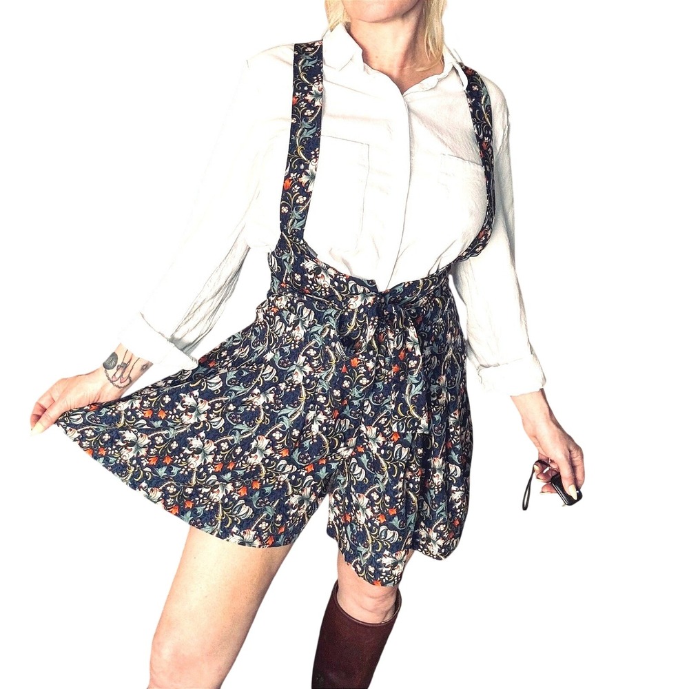 Forever 21 Contemporary Floral Pinafore Bermuda Shorts Blue Overall Romper Small